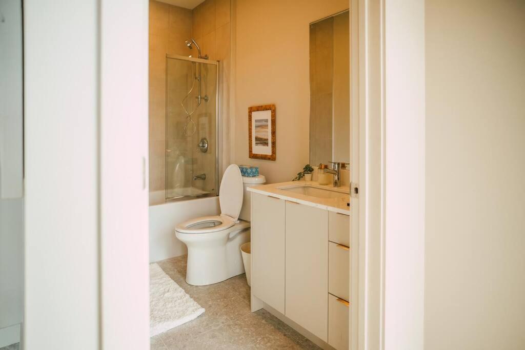 New Luxury 2Br Penthouse Apt In Central 哈利法克斯 外观 照片